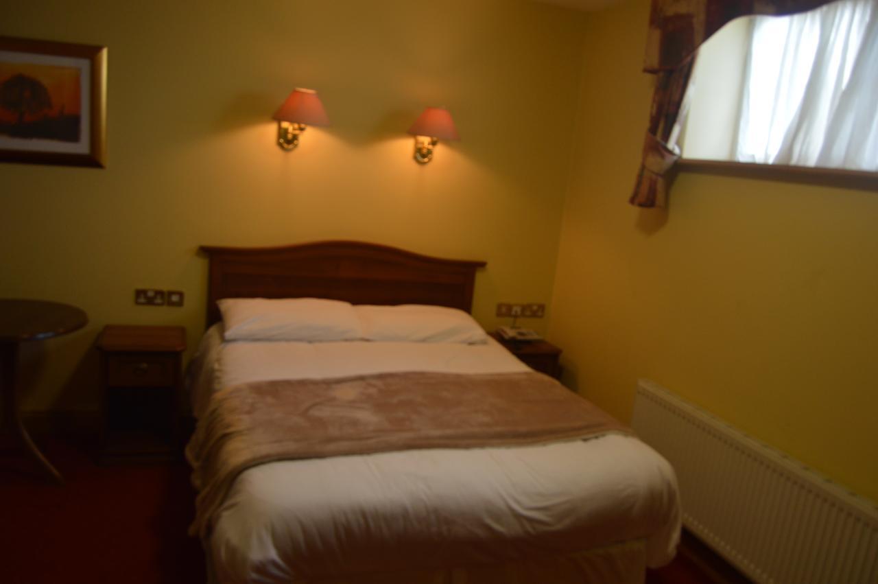 The Anglers Rest Hotel Headford Exterior foto